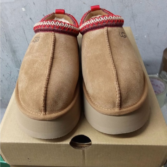 UGG Tazz Mule Slipper Clog Chestnut Women’s - Picture 2 of 6